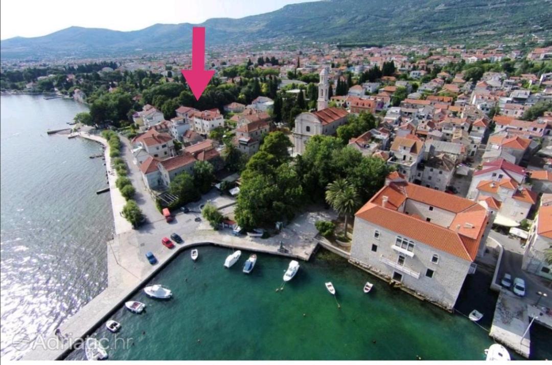 Apartments Mb Kastela Luaran gambar