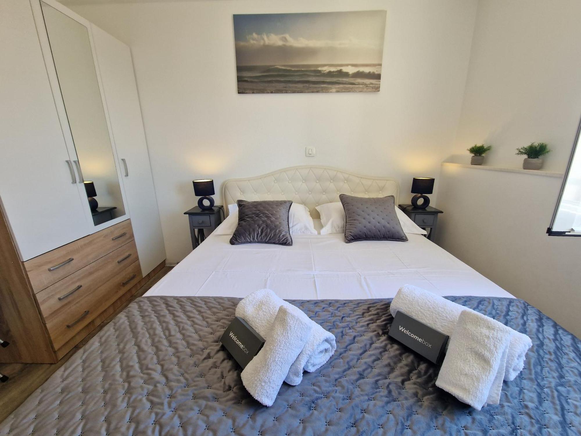 Apartments Mb Kastela Luaran gambar