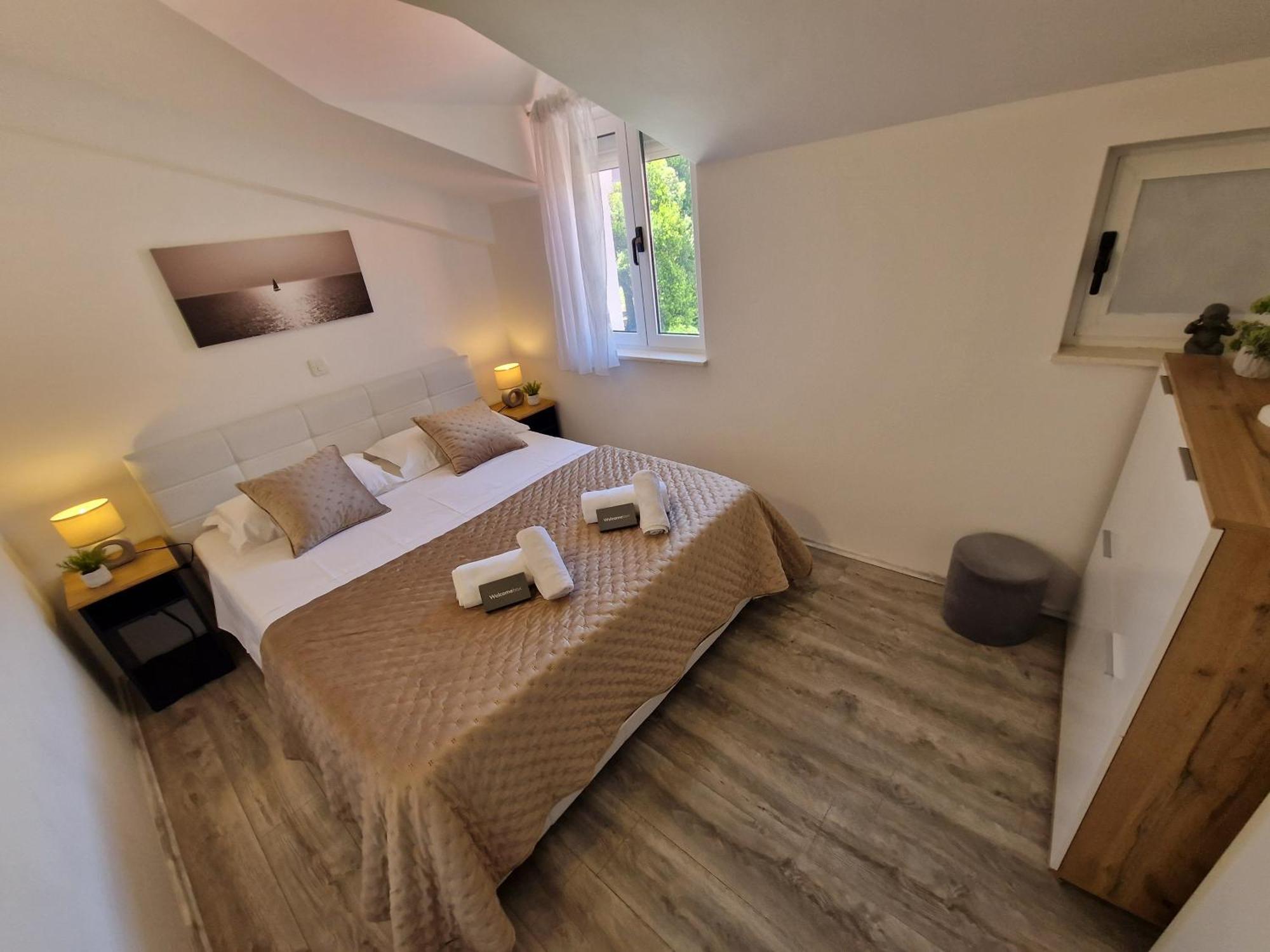 Apartments Mb Kastela Luaran gambar