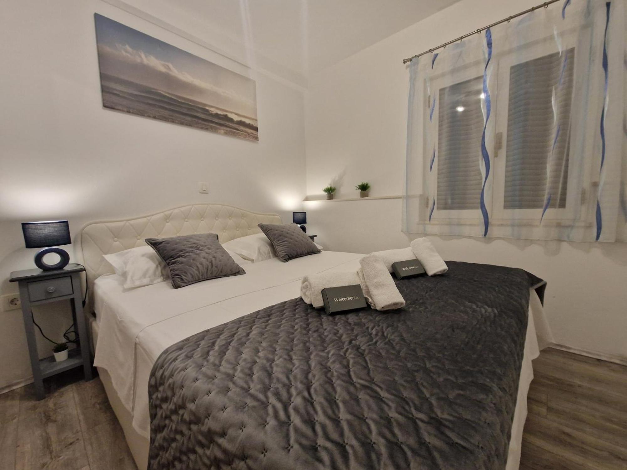 Apartments Mb Kastela Luaran gambar