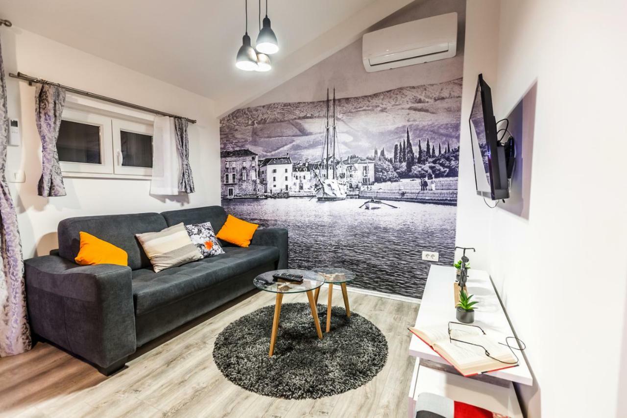 Apartments Mb Kastela Luaran gambar