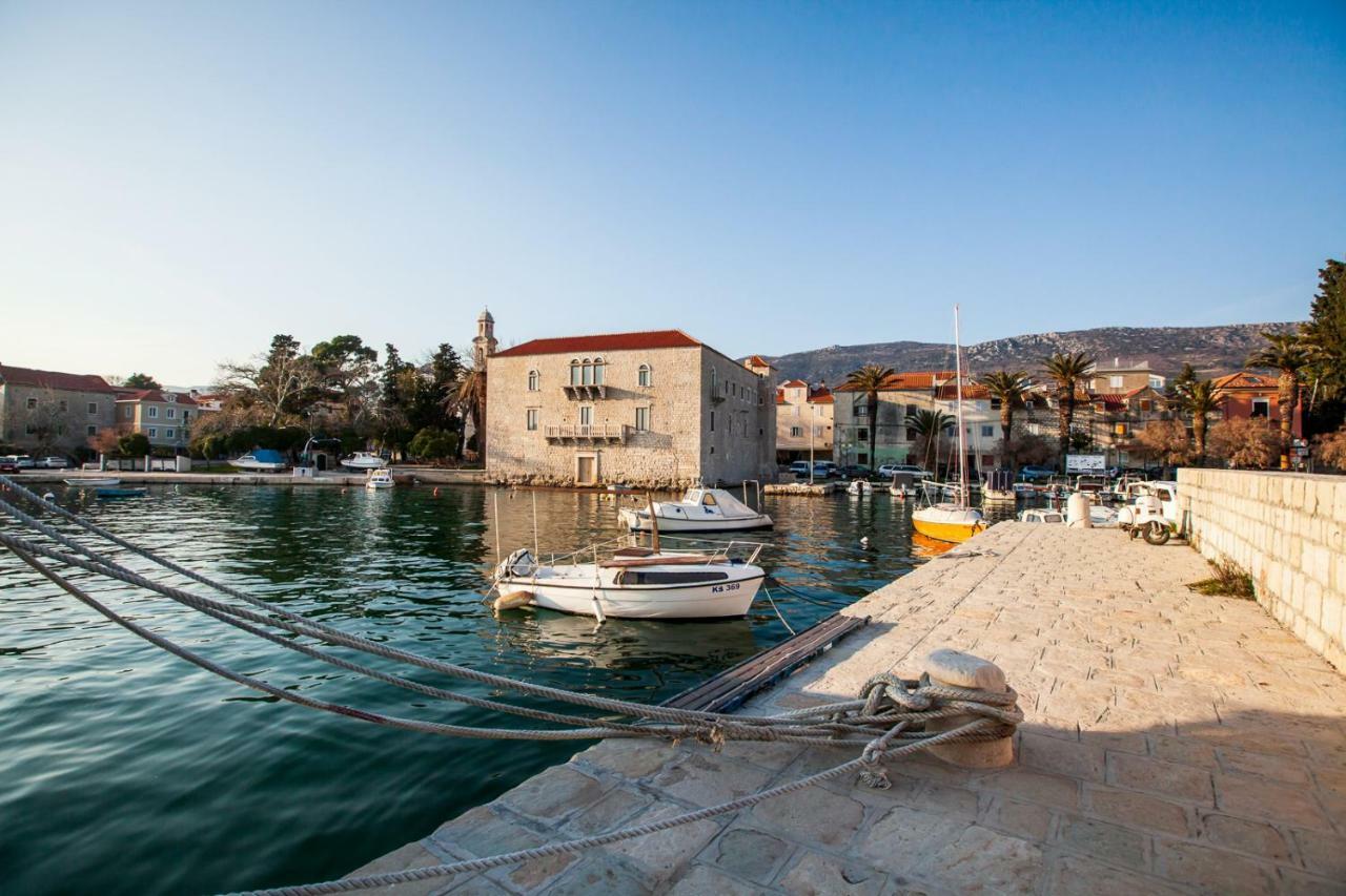 Apartments Mb Kastela Luaran gambar