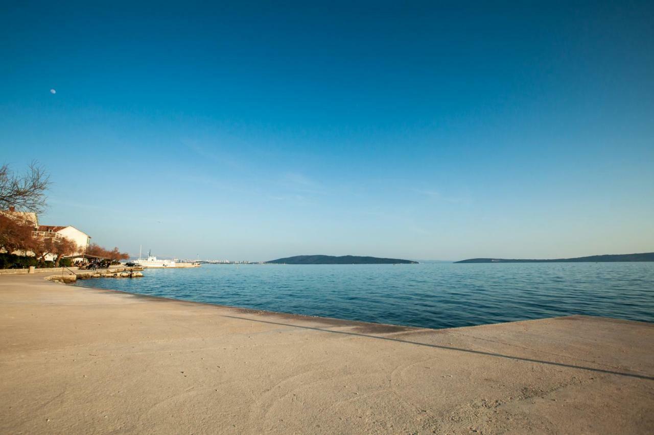 Apartments Mb Kastela Luaran gambar
